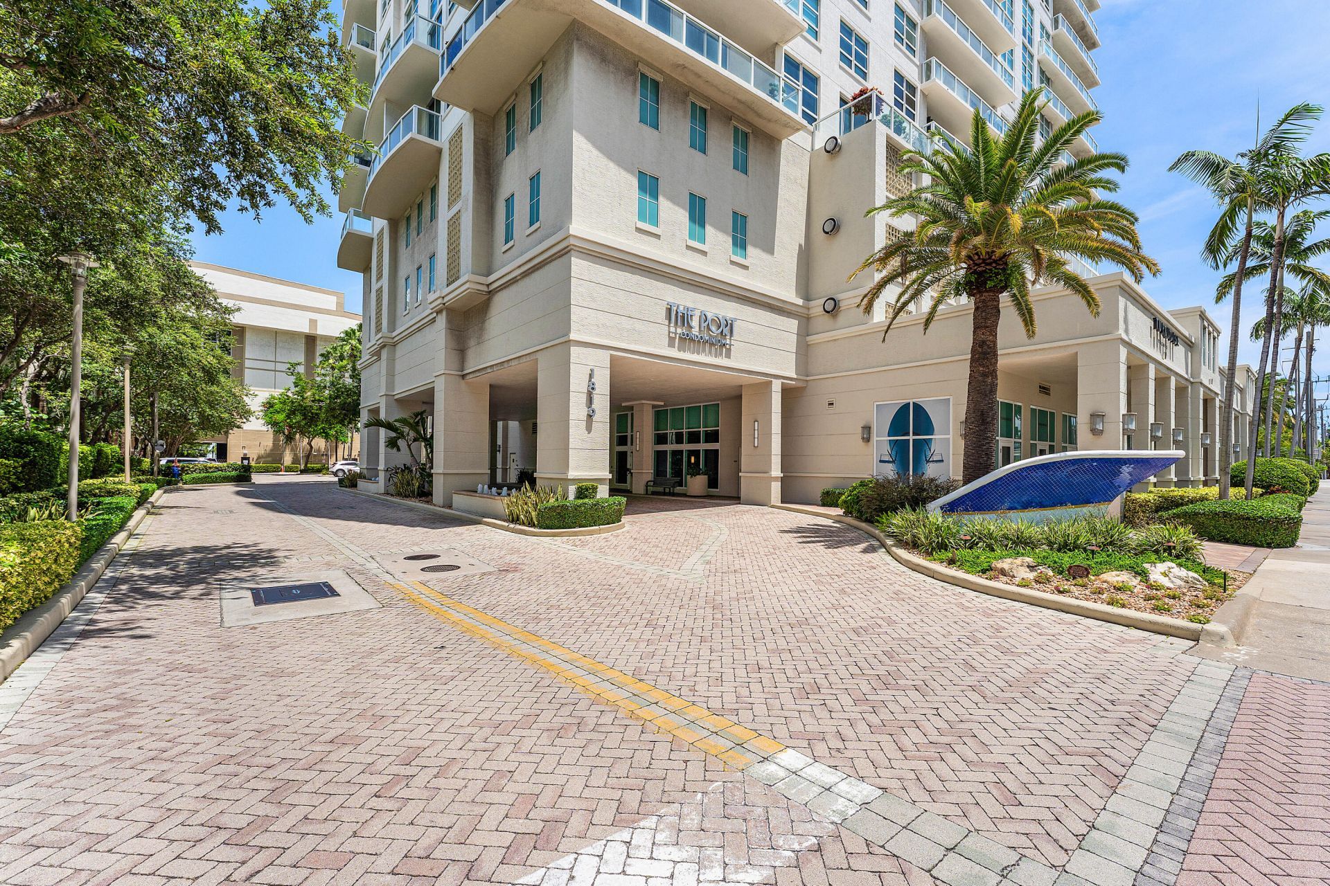 1819 SE 17th Street, Unit 708, Fort Lauderdale, FL 33316 Photo