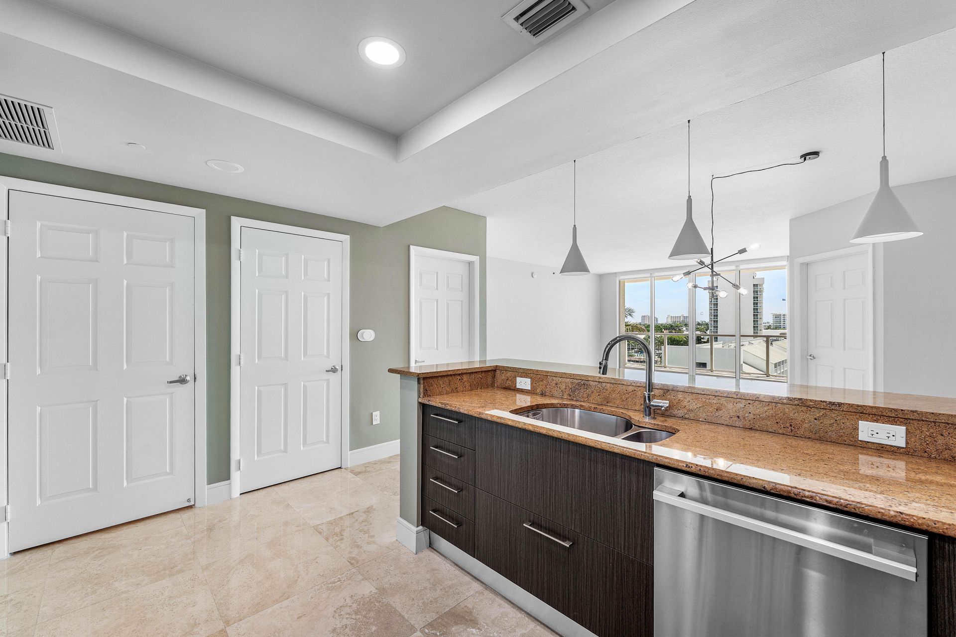 1819 SE 17th Street, Unit 708, Fort Lauderdale, FL 33316 Photo