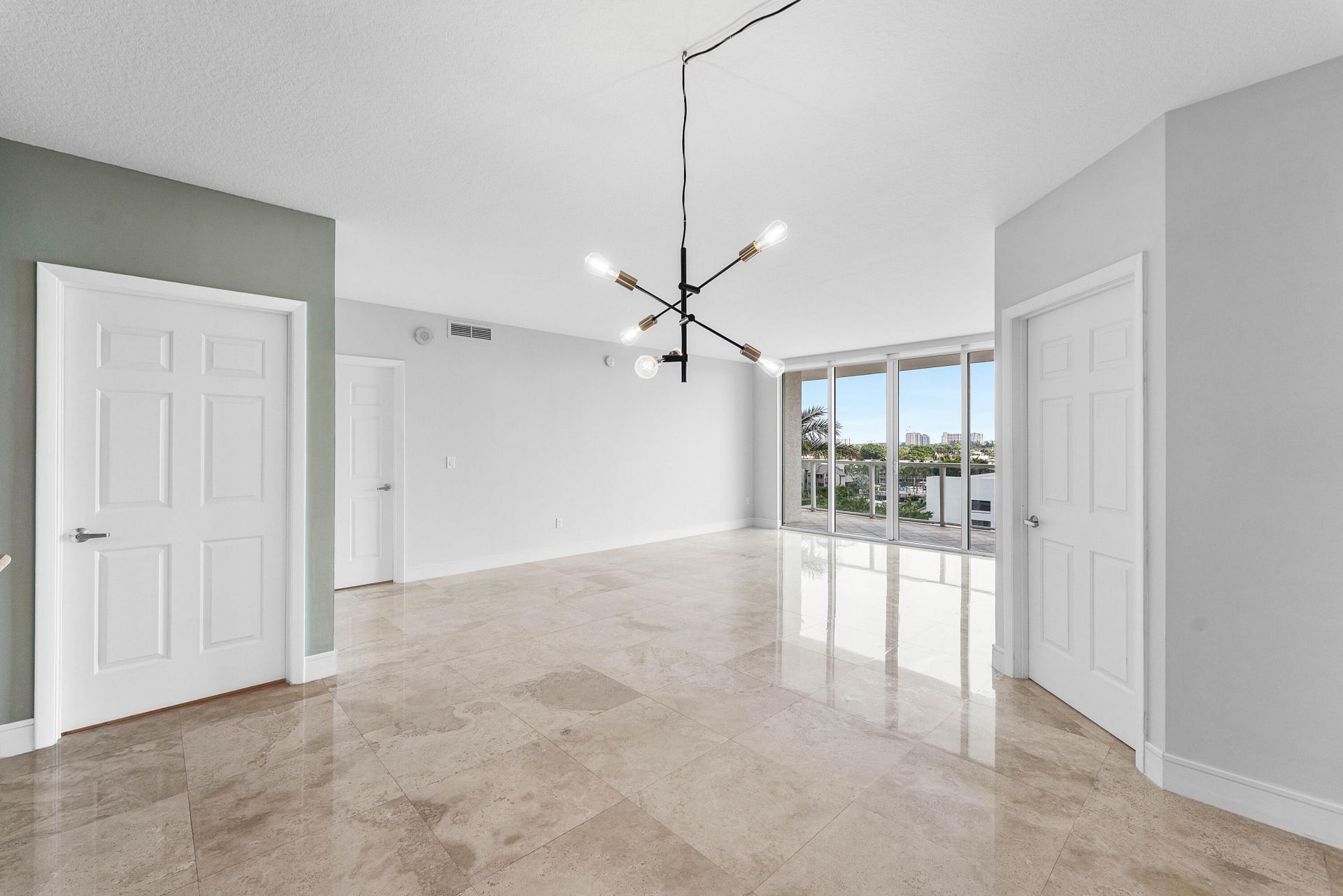 1819 SE 17th Street, Unit 708, Fort Lauderdale, FL 33316 Photo