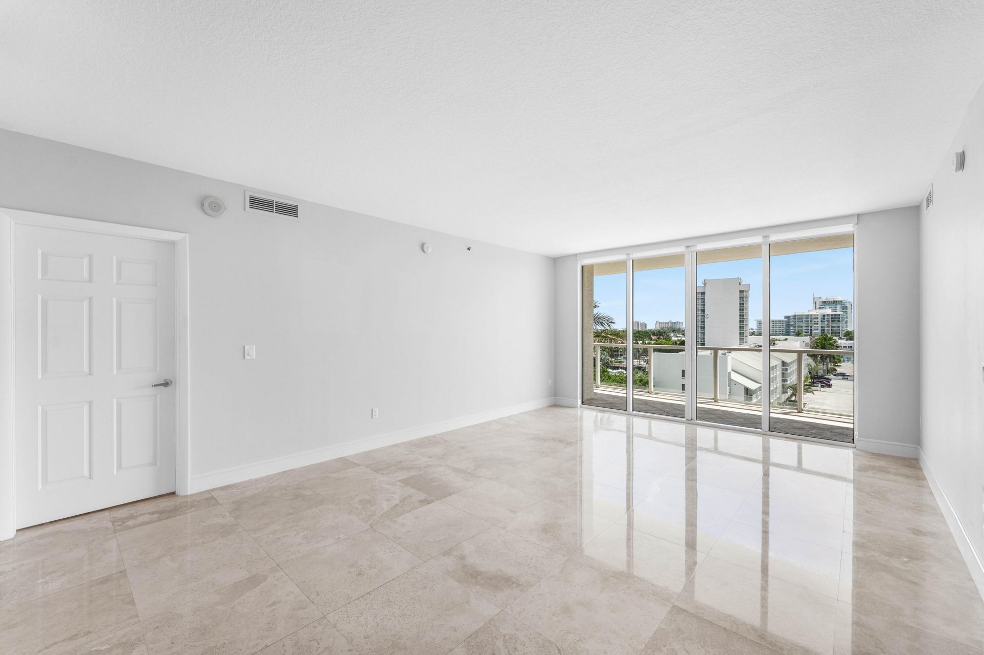 1819 SE 17th Street, Unit 708, Fort Lauderdale, FL 33316 Photo