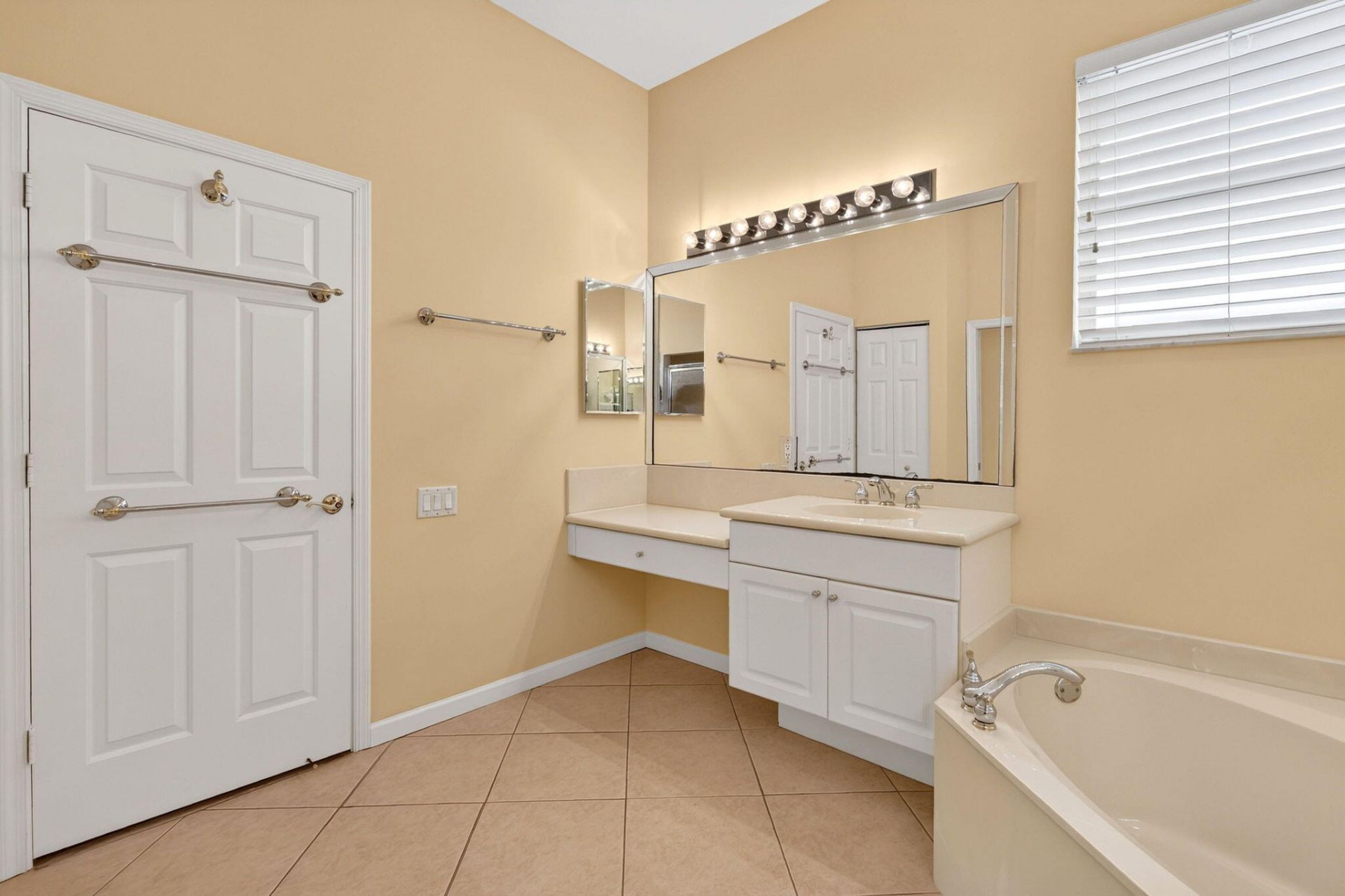 174 NW Lawton Road, Port Saint Lucie, FL 34986 Photo