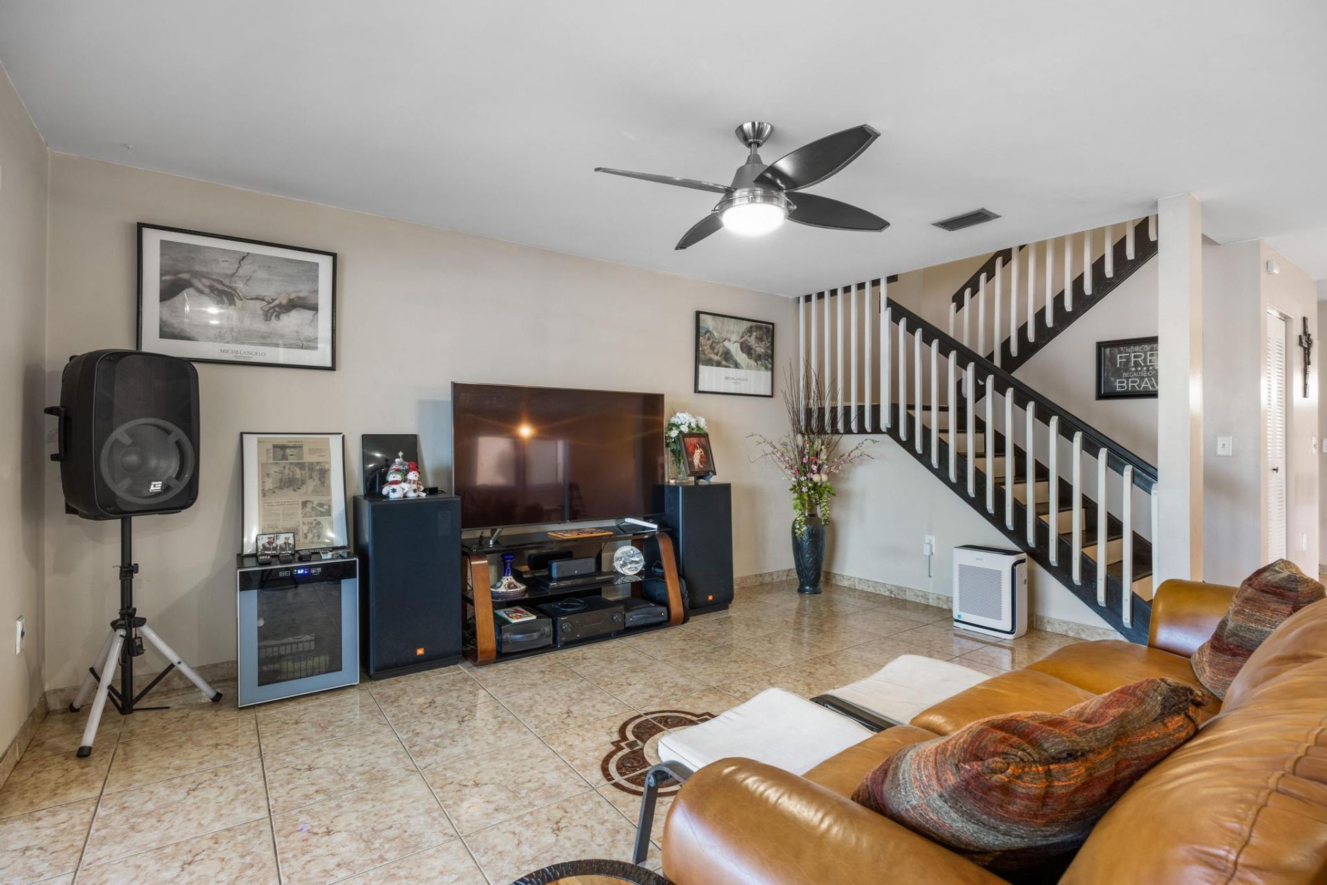 940 SW 96th Avenue, Pembroke Pines, FL 33025 Photo