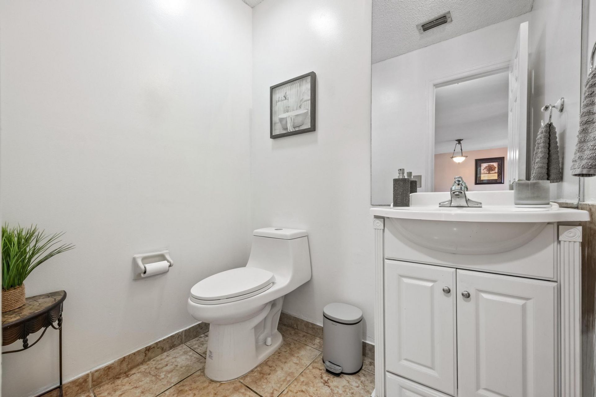 940 SW 96th Avenue, Pembroke Pines, FL 33025 Photo