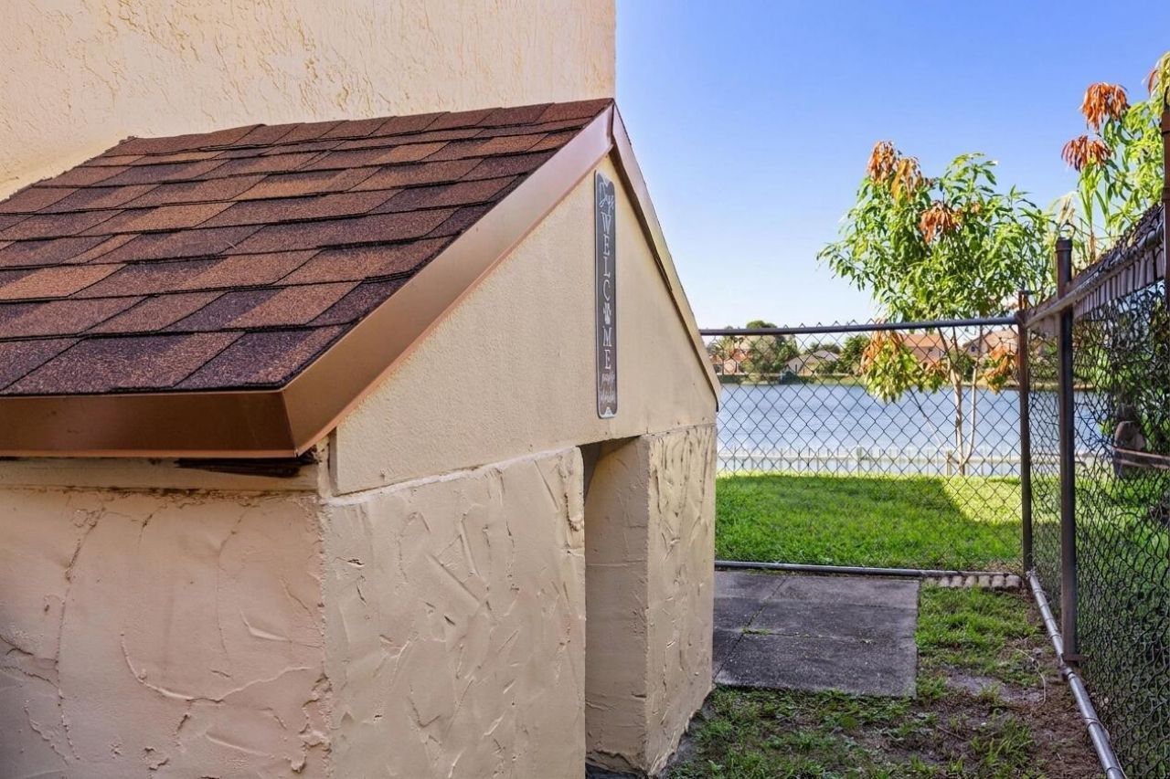 940 SW 96th Avenue, Pembroke Pines, FL 33025 Photo