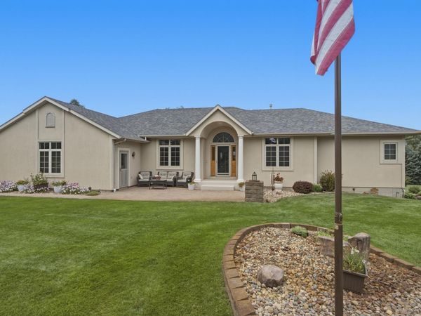 47588 255th St, Renner, SD 57055