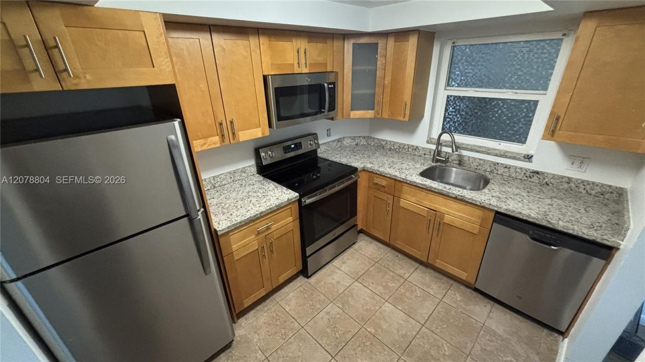 3257 NE 13th St , Unit 101, Pompano Beach, FL 33062 Photo