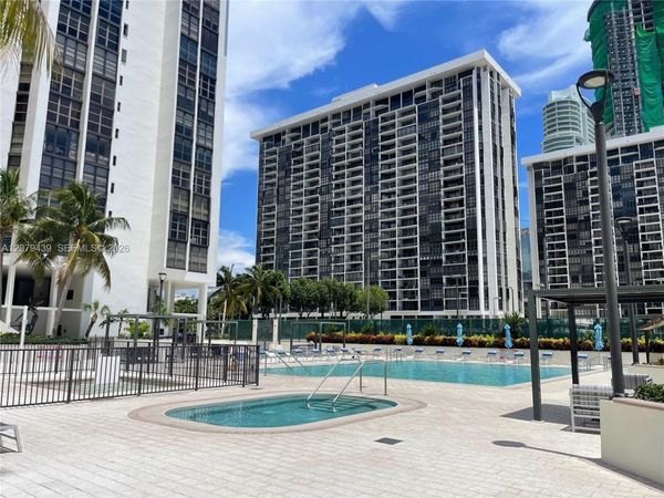 1901 Brickell Ave , Unit B506, Miami, FL 33129