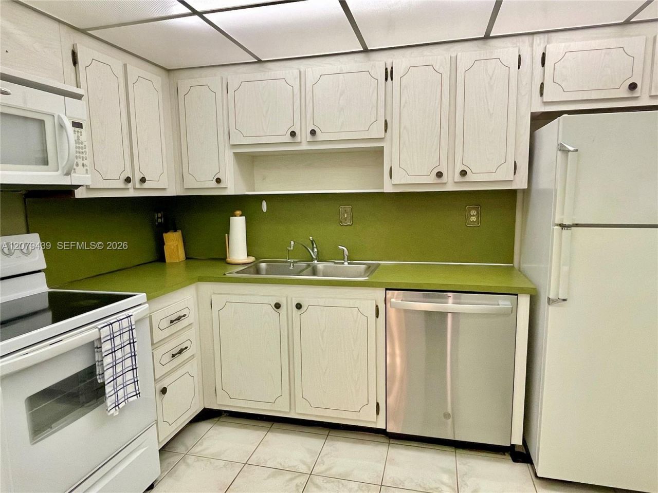 1901 Brickell Ave , Unit B506, Miami, FL 33129 Photo