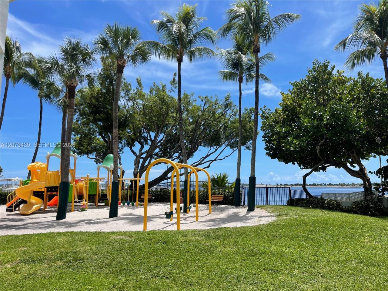 1901 Brickell Ave , Unit B506, Miami, FL 33129 Photo
