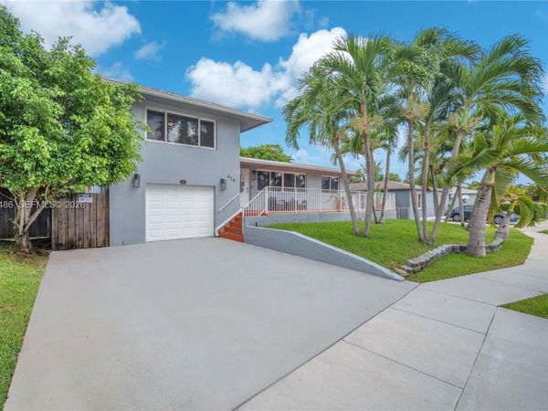 628 SW 4th St , Hallandale Beach, FL 33009