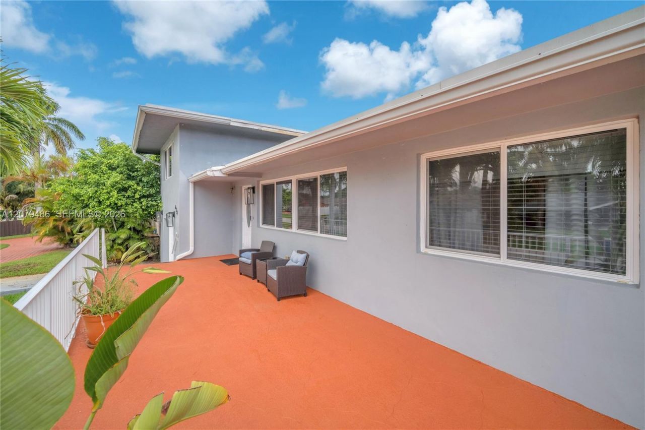628 SW 4th St, Hallandale Beach, FL 33009 Photo