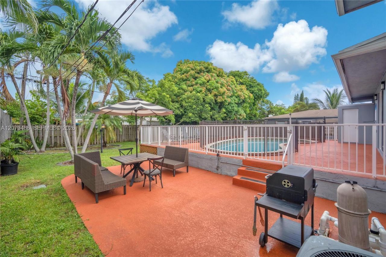 628 SW 4th St, Hallandale Beach, FL 33009 Photo