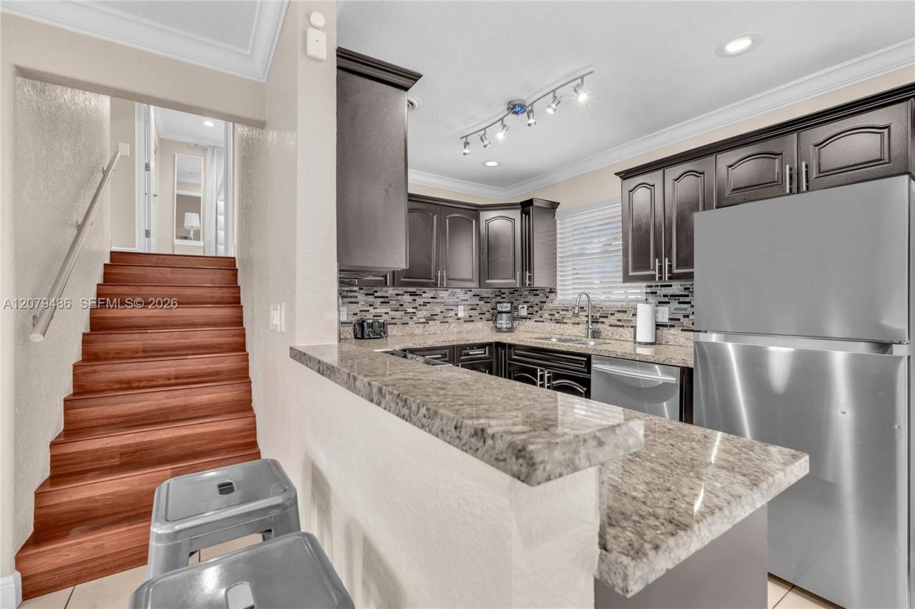 628 SW 4th St, Hallandale Beach, FL 33009 Photo