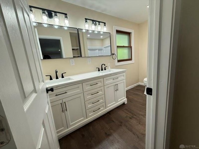 1086 Grange Hall Road, Beavercreek, OH 45430 Photo 11