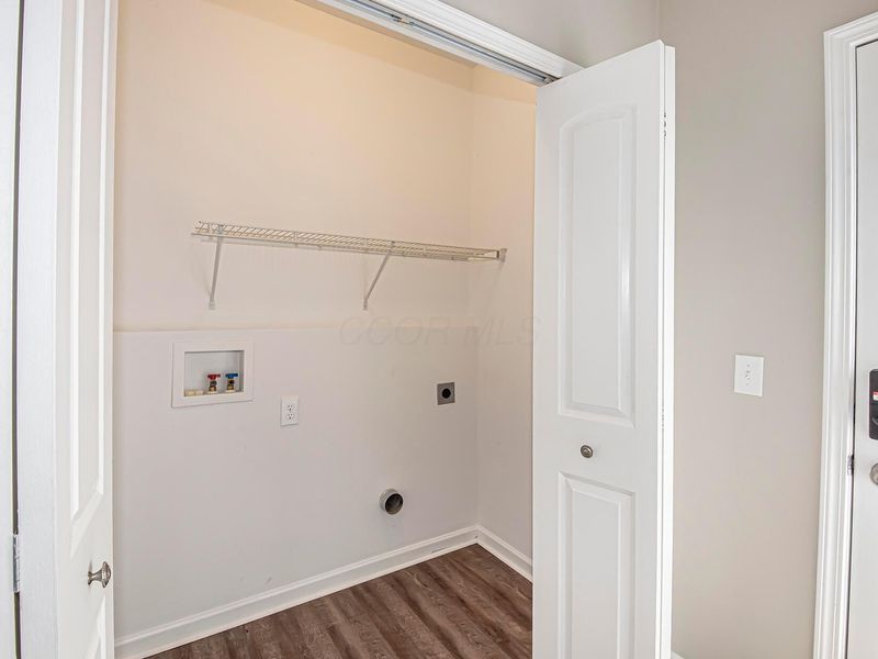 6175 Broad Stripes Avenue, Unit 224, Galloway, OH 43119 Photo 12