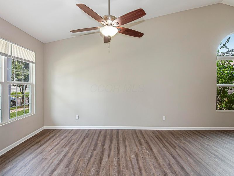 6175 Broad Stripes Avenue, Unit 224, Galloway, OH 43119 Photo 5