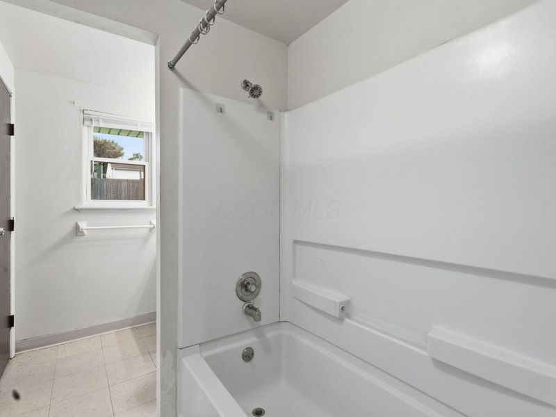 3698 Paris Boulevard , Westerville, OH 43081 Photo 21