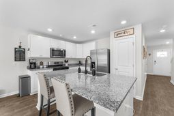 950 Long Bluff Road photo 4