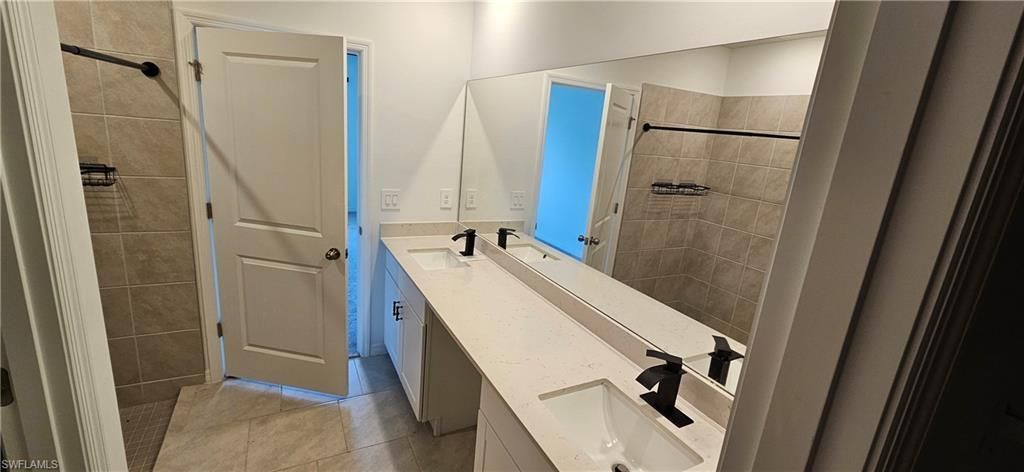 20111 Caroline Creek Pl, Lehigh Acres, FL 33974 Photo