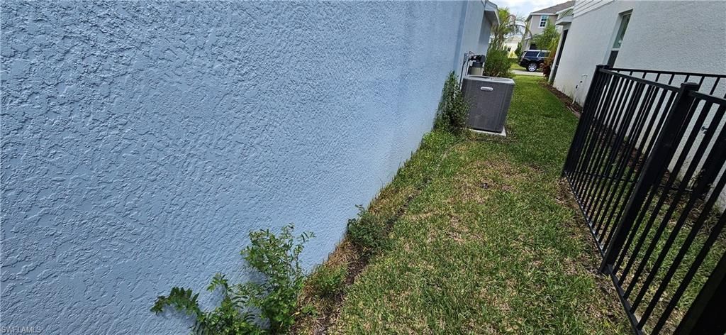 20111 Caroline Creek Pl, Lehigh Acres, FL 33974 Photo