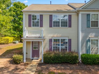 8520 Silhouette Place, Raleigh, NC 27613