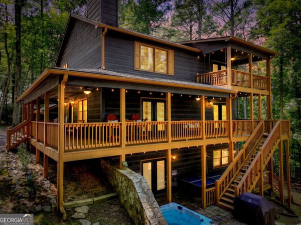 22 Kings Court, Ellijay, GA 30540