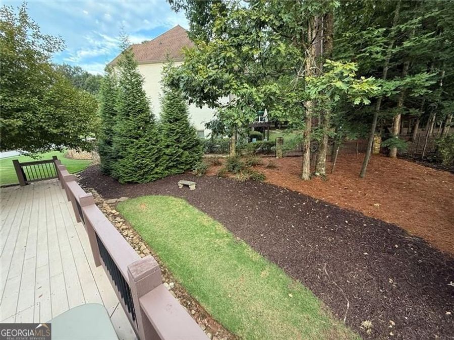 Property Image 100