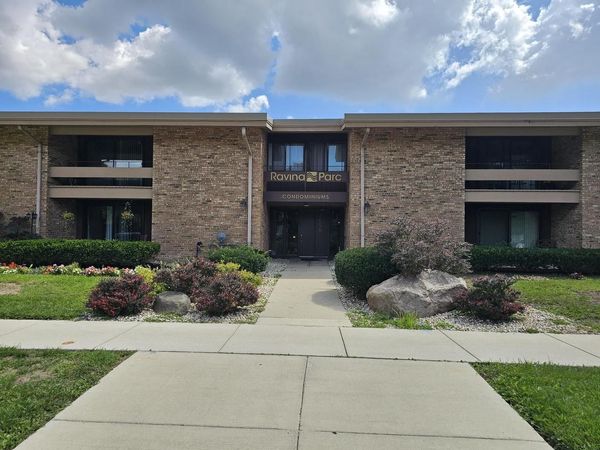 2650 S 60th STREET, Unit 11, Milwaukee, WI 53219