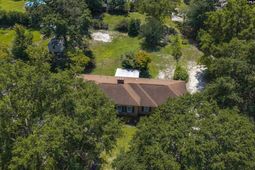 1301 Sand Oak Drive  photo 4