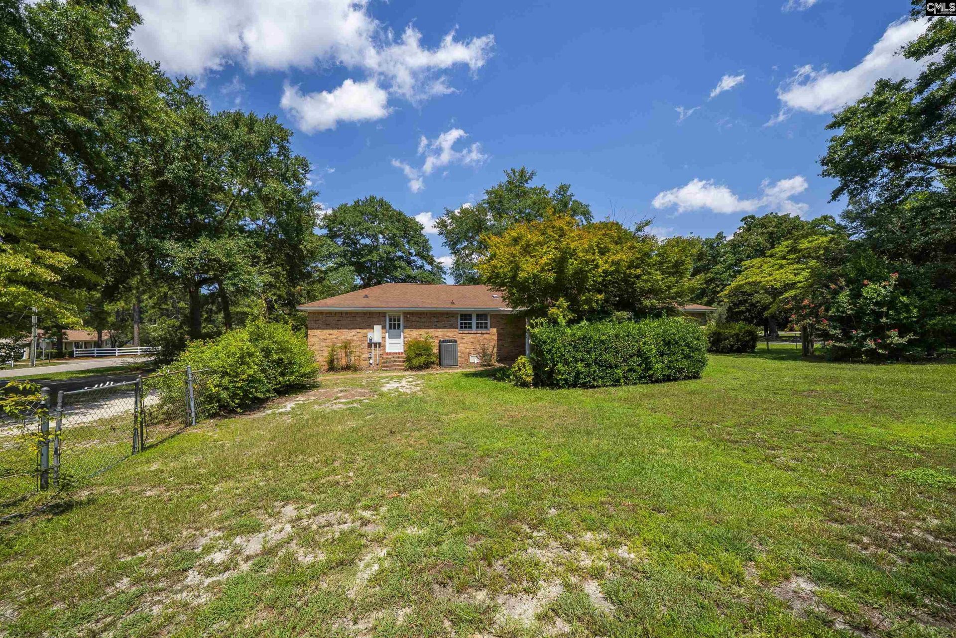 1301 Sand Oak Drive  Photo 8