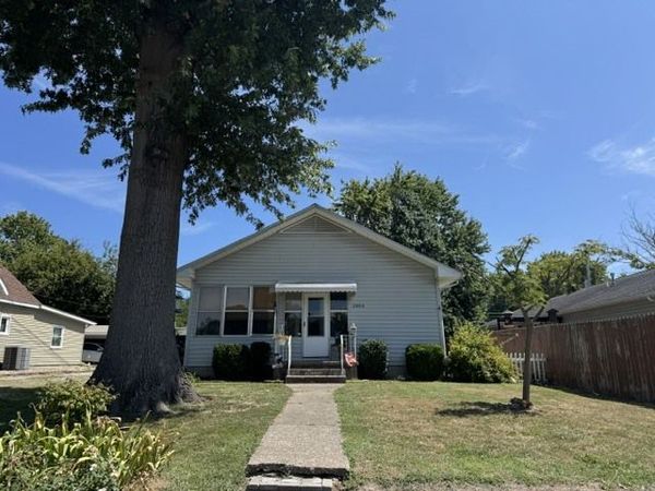 1004 N 14th Street, Herrin, IL 62848