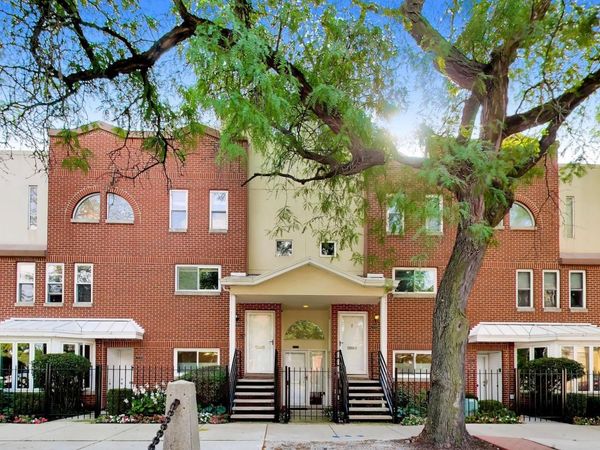 701 S Carpenter Street, Unit C, Chicago, IL 60607
