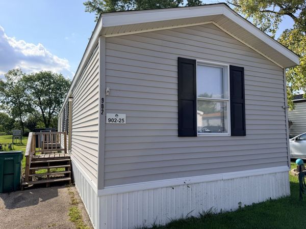 902 Bell Aire Street , Marseilles, IL 61341