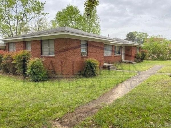 110 & 112 W I Avenue , North Little Rock, AR 72116