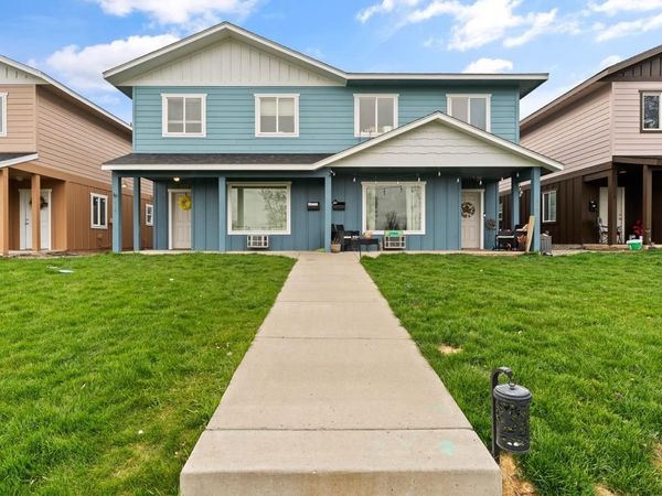 314 W 3rd St, Cheney, WA 99004