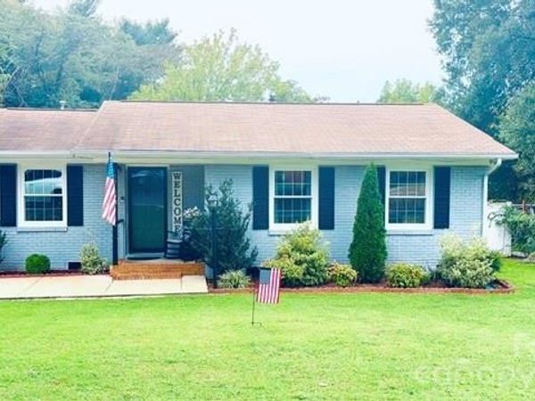 19213 Carter Circle, Cornelius, NC 28031