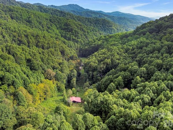 1545 North Fork Road , Marshall, NC 28753