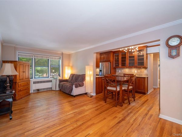 485 E Lincoln Avenue , Unit 207, Mount Vernon, NY 10552