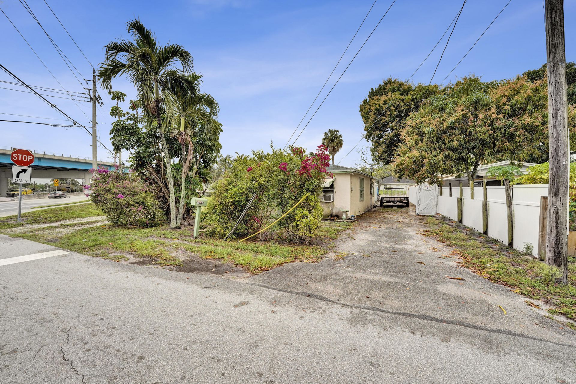 1412b NW 7th Street, Unit b, Pompano Beach, FL 33069 Photo