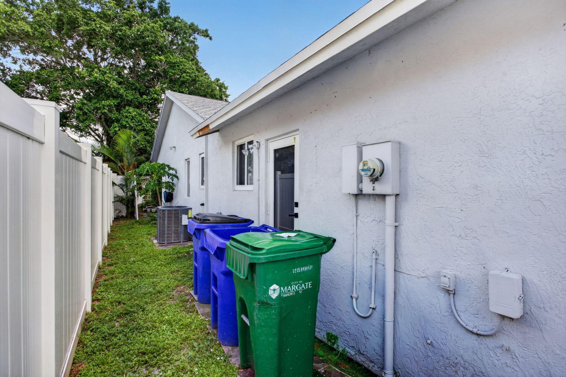 4950 SW 11th Circle, Margate, FL 33068 Photo