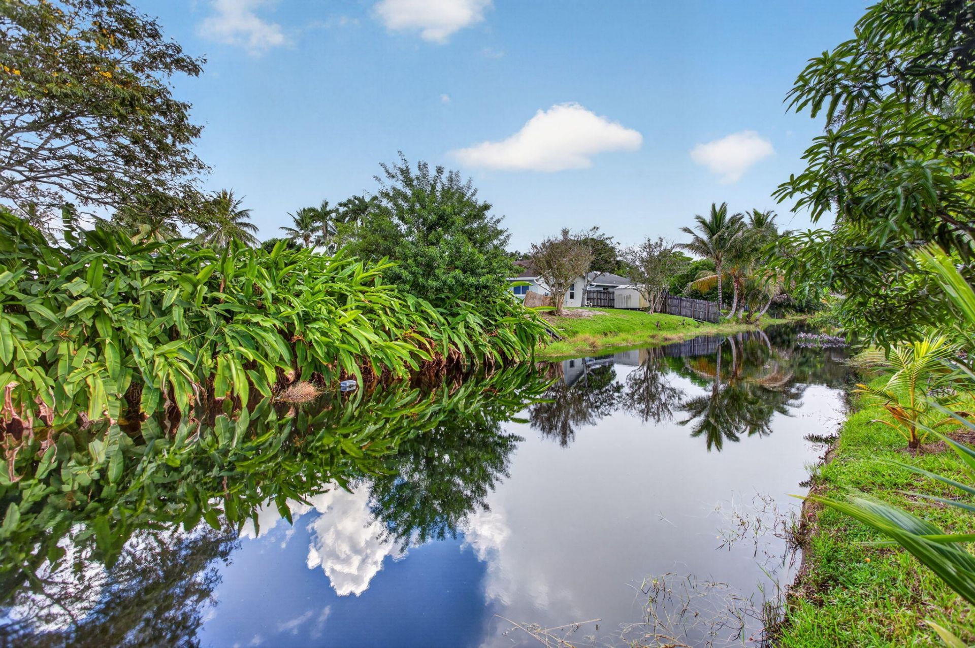 4950 SW 11th Circle, Margate, FL 33068 Photo