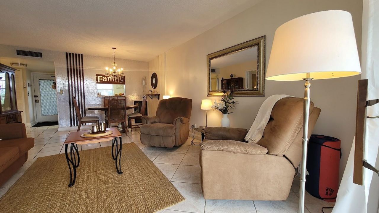 2901 NW 48th Avenue, Unit 461, Lauderdale Lakes, FL 33313 Photo