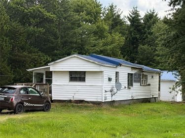 2718 US Route 11, Parish, NY 13131