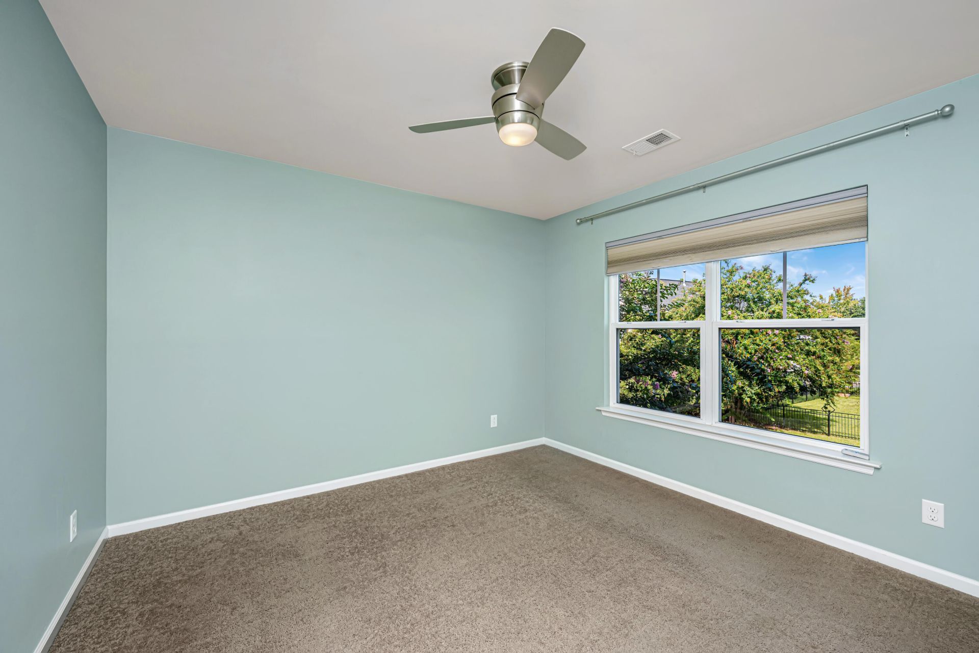 4903 W Liberty Park Circle Photo 22