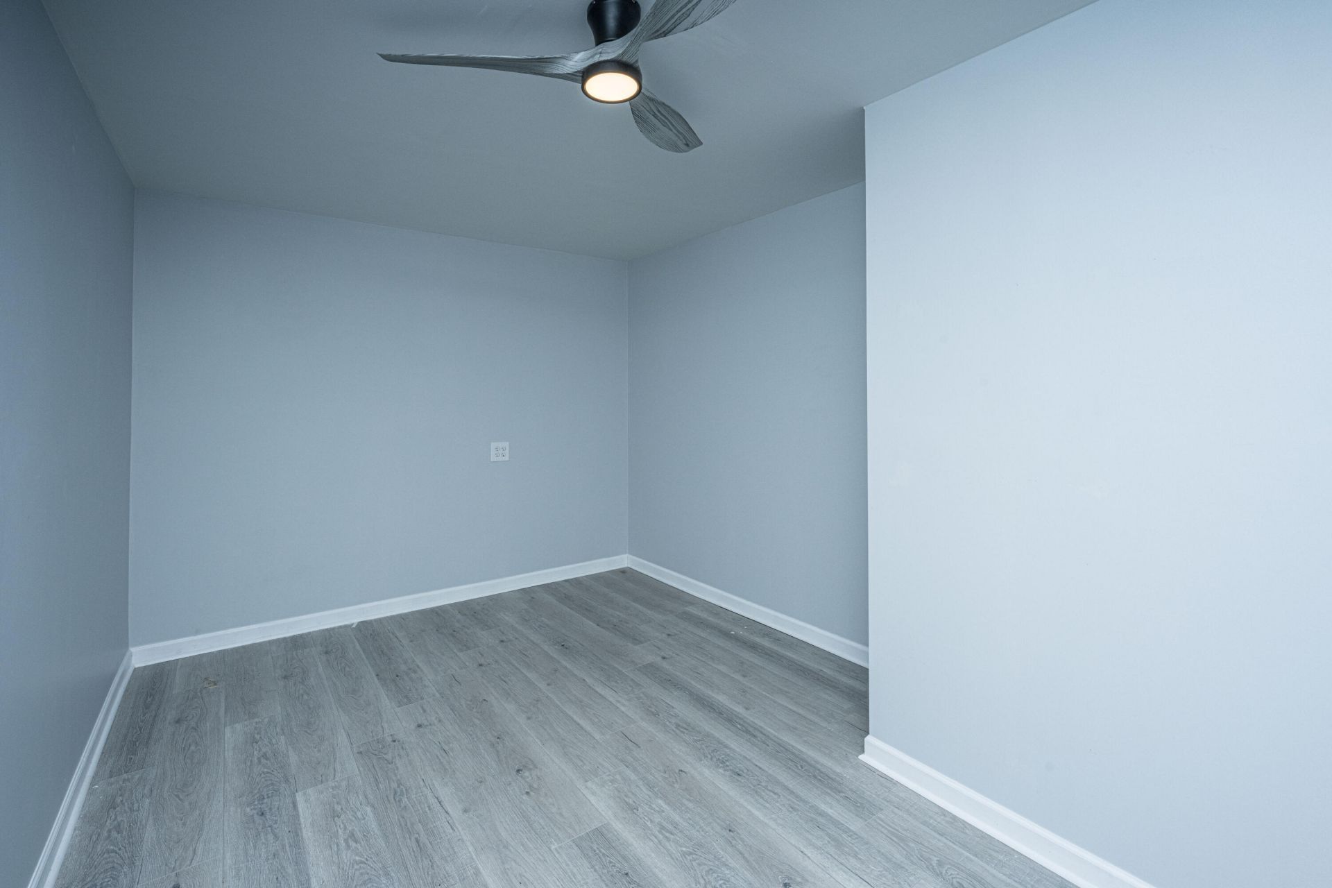 4903 W Liberty Park Circle Photo 32