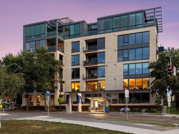 1805 W Lake Street, Unit 202, Minneapolis, MN 55408
