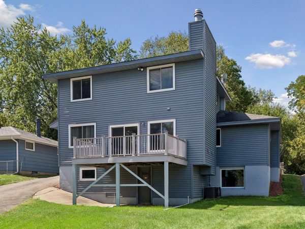 1528 Aquila Avenue N, Golden Valley, MN 55427
