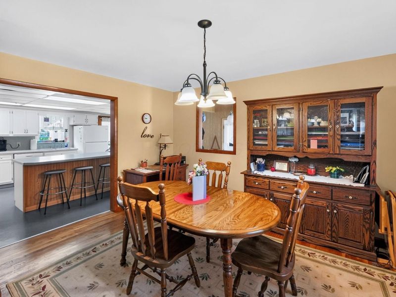 11 E Mound Street, Fredericktown, OH 43019 Photo 7