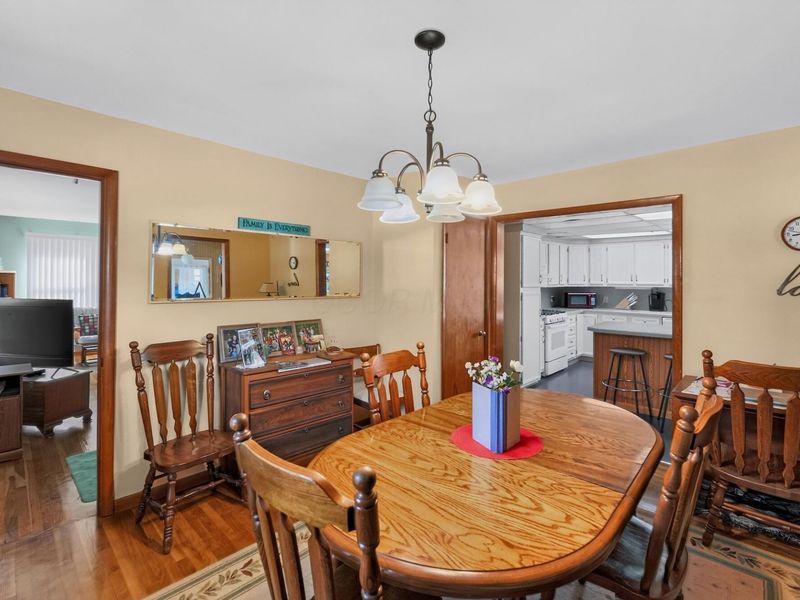 11 E Mound Street, Fredericktown, OH 43019 Photo 8