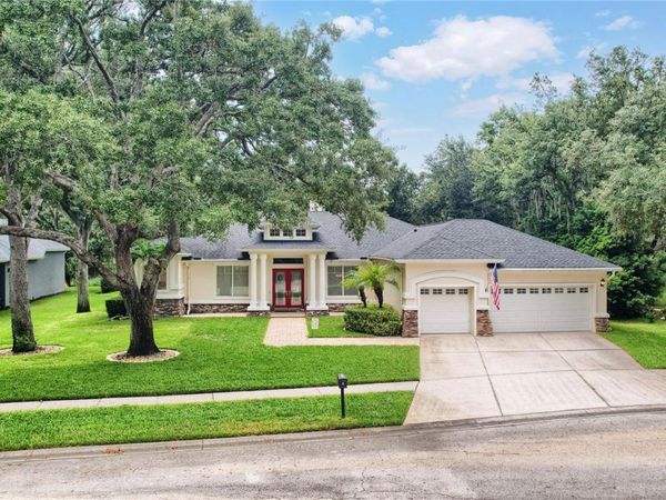 5603 EAGLEGLEN PLACE , LITHIA, FL 33547